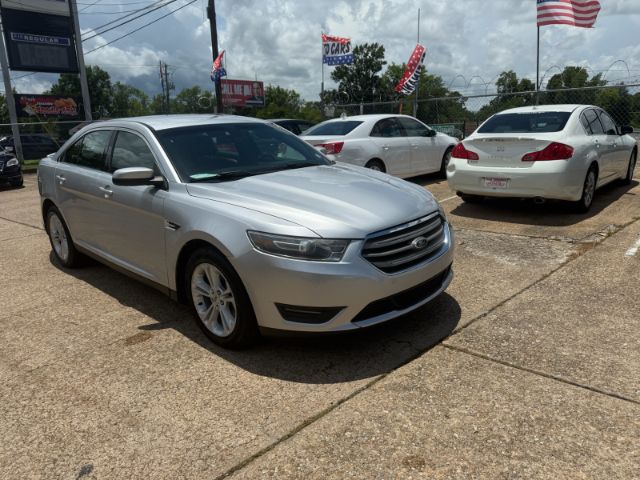 2015 Ford Taurus SEL