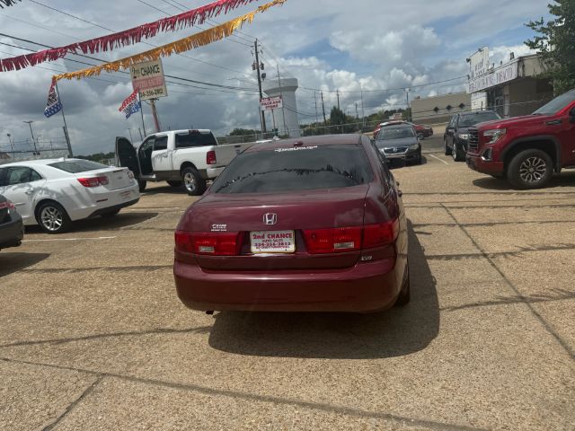2005 Honda Accord EX V-6 Sedan AT with