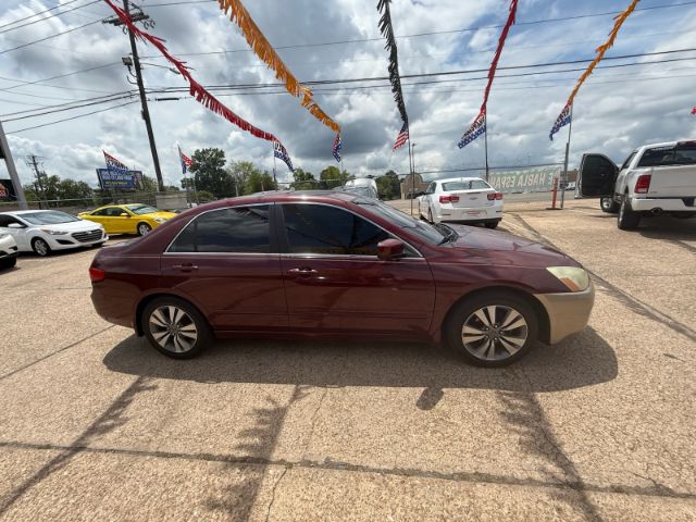 2005 Honda Accord EX V-6 Sedan AT with