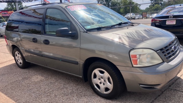2006 Ford Freestar SE