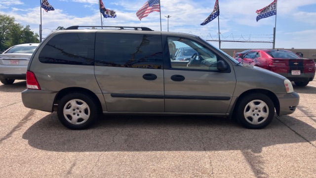 2006 Ford Freestar SE