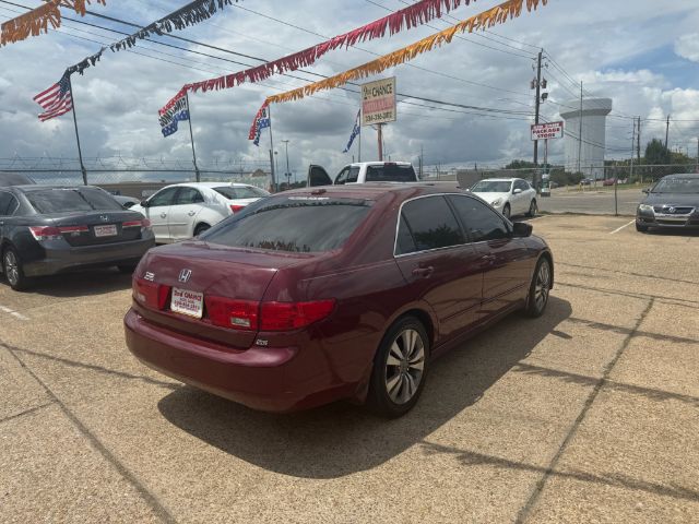 2005 Honda Accord EX V-6 Sedan AT with