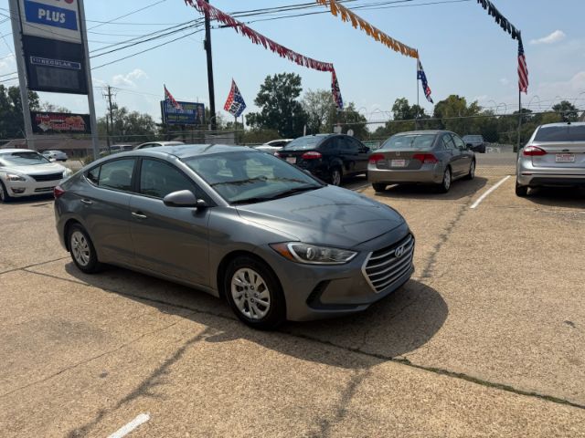 2017 Hyundai Elantra SE 6AT