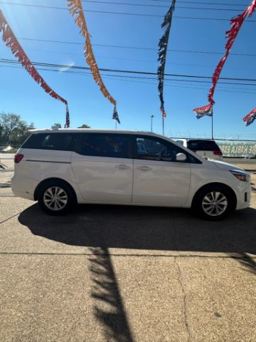 2016 Kia Sedona L