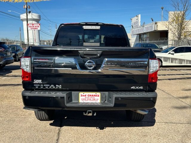 2017 Nissan TITAN Platinum Reserve