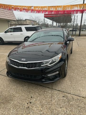 2019 Kia Optima LX's photo