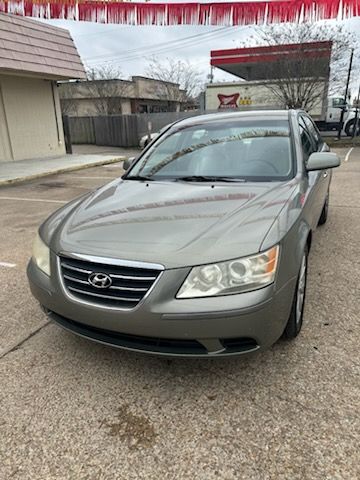 2010 Hyundai Sonata GLS's photo