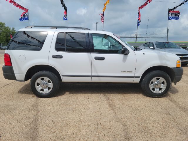 2004 Ford Explorer XLS