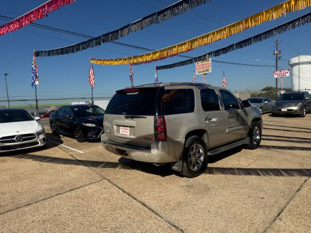 2008 GMC Yukon Denali AWD