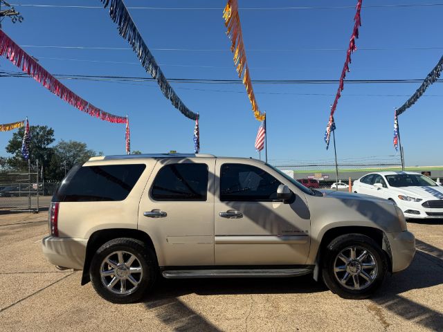 2008 GMC Yukon Denali AWD
