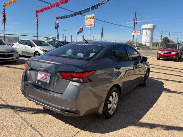 2021 Nissan Versa S Xtronic CVT